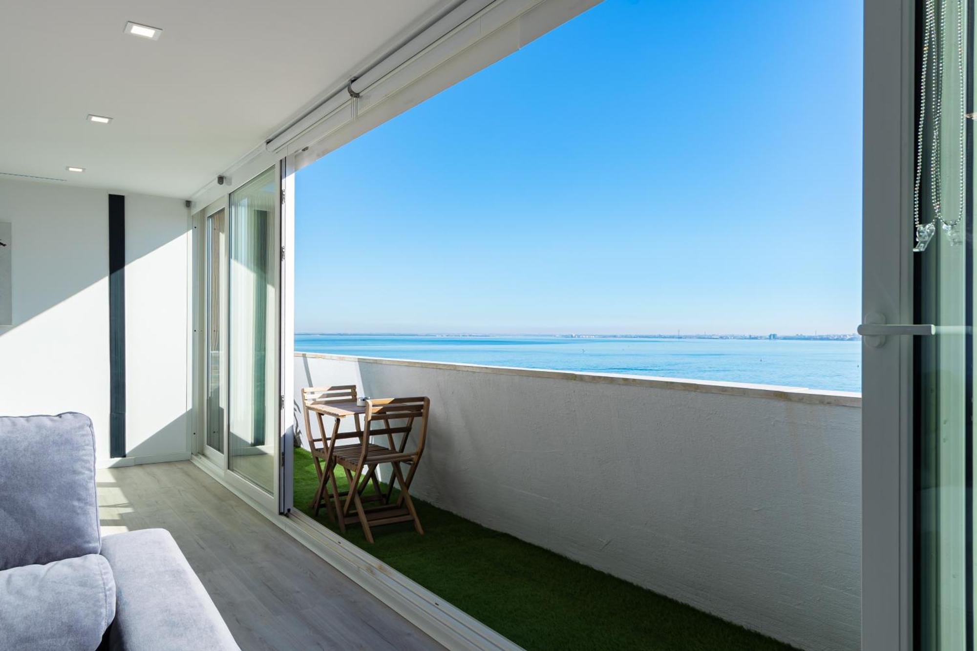 Cacilhas Riverview! Almada Exteriör bild